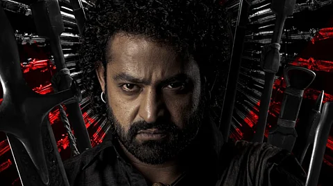 കൽക്കിക്ക് ശേഷം 2024 ഏറ്റവും വലിയ ഓപ്പണിംഗ് കളക്ഷനുമായി ദേവര; ജൂനിയർ എൻ.ടി.ആർ ചിത്രം ആദ്യ ദിനം നേടിയത് എത്ര?