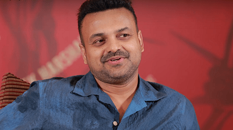 'മുമ്പ് പാട്ടു പാടാനും ഡാൻസ് ചെയ്യാനും വേണ്ടി പൊള്ളാച്ചിയിൽ പോയിരുന്ന ഞാൻ, ഇപ്പോൾ പോകുന്നത് ആളെ കൊല്ലാൻ വേണ്ടിയാ'; കുഞ്ചാക്കോ ബോബൻ