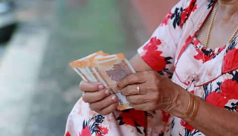 ക്ഷേമ പെൻഷൻ ഒരു ഗഡു കൂടി അനുവദിച്ചു, 62 ലക്ഷം ഗുണഭോക്താക്കൾക്ക് ലഭിക്കും