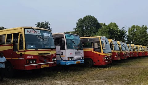 കെഎസ്ആര്ടിസിക്ക് സര്ക്കാരിന്റെ 30 കോടി രൂപ കൂടി; ഇതുവരെ അനുവദിച്ചത് 1111 കോടി രൂപ