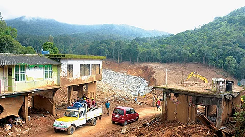 മലയാളികളോട് കേന്ദ്രസര്ക്കാരിന് ഇത്ര വൈരാഗ്യം എന്തിന്?