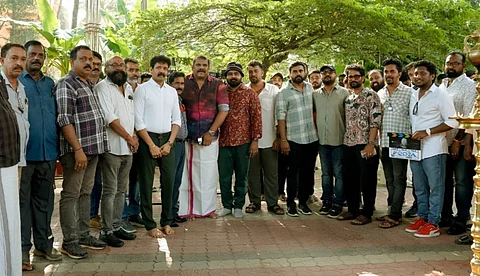 കടുവാക്കുന്നേൽ കുറുവച്ചനായി സുരേഷ് ഗോപി; 'ഒറ്റക്കൊമ്പൻ' തുടങ്ങി