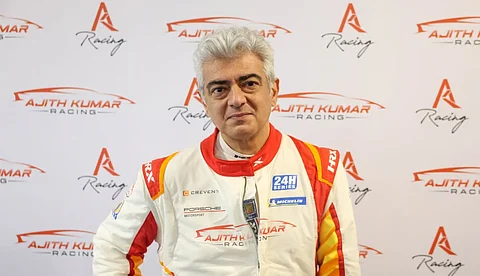 'സാമൂഹ്യമാധ്യമങ്ങളിൽ വെറുപ്പ് പടരുന്നു, മറ്റൊരാളുടെ ജീവിതത്തെക്കുറിച്ചോർത്ത് സന്തോഷിക്കാൻ ആളുകൾ ശ്രമിക്കണം': അജിത്ത് കുമാർ