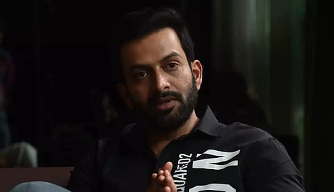 ലൂസിഫറിന് ബോളിവുഡിൽ റീമേക്ക് വന്നാൽ ആരെ നായകനായി തിരഞ്ഞെടുക്കും? മറുപടി നൽകി പൃഥ്വിരാജ് സുകുമാരൻ