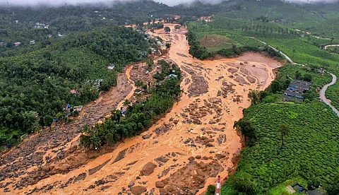 കേന്ദ്രത്തിന്റെ 'വായ്പാ സഹായം'; കേരളത്തോടുള്ള കടന്നാക്രമണം, ഫെഡറല് നീതി നിഷേധം