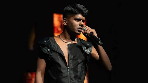 ഫ്ലാറ്റിൽ 6 ഗ്രാം കഞ്ചാവും 9.5 ലക്ഷം രൂപയും, റാപ്പർ വേടൻ അറസ്റ്റിൽ, ലഹരി ഉപയോഗിച്ചെന്ന് സമ്മതിച്ചതായി പോലീസ്