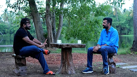 ആ സീനിന് ശേഷം പ്രകാശ് വർമ്മ പറഞ്ഞു, ഇതാണ് ലാലേട്ടൻ നിനക്ക് തരുന്ന ഗിഫ്റ്റ്; തരുൺ മൂർത്തി അഭിമുഖം