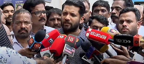 'രാഹുലിനെതിരെ നിയമപരമായ പരാതികൾ ഇല്ല, ആരോപണം വന്നപ്പോൾ രാജിവെച്ചു' പ്രതിരോധിച്ച് ഷാഫി പറമ്പിൽ