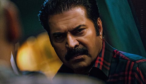 കല്യാണിക്കും നസ്ലനുമൊപ്പം മമ്മൂട്ടിയുമുണ്ടാകും; 'ലോക'യ്ക്കൊപ്പം 'കളങ്കാവൽ' ടീസർ തിയറ്ററുകളിൽ പ്രദർശിപ്പിക്കും