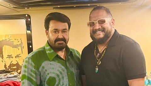 'ബേസിക്ക് ടോക്ക് മാത്രമേ നടന്നിട്ടുള്ളൂ, അതൊരുവ്യത്യസ്ത ചിത്രം തന്നെയാണ്'; മോഹൻലാൽ പ്രൊജക്ടിനെക്കുറിച്ച് ജിതിൻ ലാൽ