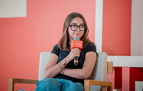 പുസ്തകങ്ങളിലെ ബന്ധങ്ങളെ സാഹിത്യപശ്ചാത്തലത്തില് മനസിലാക്കണം: പ്രജക്ത കോലി