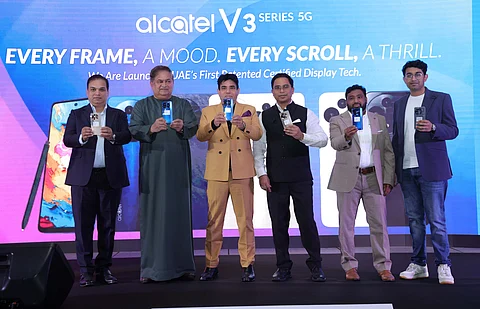 അൽകാട്ടെൽ വി3 സീരീസ് യുഎഇയിൽ പുറത്തിറക്കി