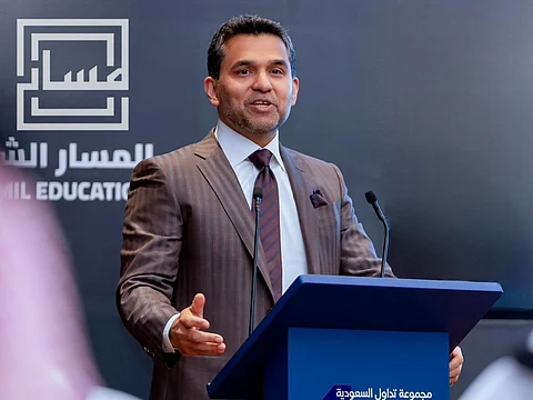 2025 സാമ്പത്തിക വർഷം വരുമാനത്തിൽ 22% വളർച്ച നേടി ഡോ. ഷംഷീർ വയലിൽ ചെയർമാനായ അൽമസാർ അൽഷാമിൽ എജ്യുക്കേഷൻ