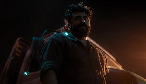 'ഒരുത്തനുണ്ട്... Notorious Saint'; കാട്ടാളന്റെ മാസ് ട്രെയ്ലർ