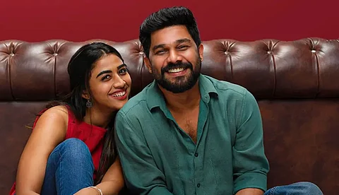 ചിരിയുണർത്തുന്ന 'മധുവിധു'; കയ്യടി നേടി ഷറഫുദ്ദീൻ ചിത്രം