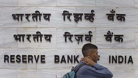 Finance ministry and RBI must settle mutual differences at November 19 board meeting