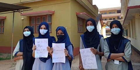 Karnataka High Court’s interim ban on students from wearing any religious attire is in the teeth of Article 25, counsel tells bench