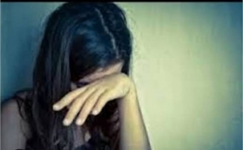 अब तक की खबरेंः बालिका संग दुष्कर्म में सौतेले पिता को बीस वर्ष की सजा