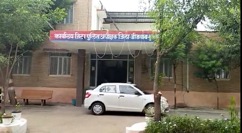 राजस्थान के डीडवाना- कुचामन जिले के राणासर गांव के पास हाईवे पर वाहन से कुचल दो दलितों की हत्या के मामले में पुलिस अब तक 14 लोगों को गिरफ्तार कर चुकी है।