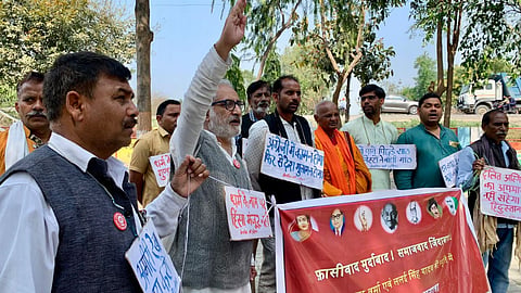 सोशलिस्ट पार्टी (इंडिया) के राष्ट्रीय महासचिव संदीप पाण्डेय के नेतृत्व में पदयात्रा निकाली जा रही है।