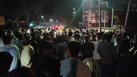 MP: रतलाम में गणेश चतुर्थी चल समारोह के दौरान पथराव में युवक की मौत के बाद मजिस्ट्रियल जांच के आदेश, टीआई लाइन अटैच