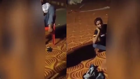 दलित बच्चे को नग्न अवस्था में नचाते मनबढ़ युवक