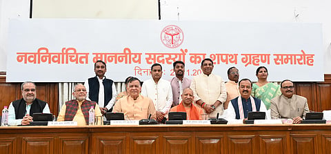 यूपी: उपचुनाव में भाजपा और रालोद के 7 सदस्यों ने विधानसभा में ली शपथ, पीएम मोदी-योगी के नेतृत्व पर जताई निष्ठा