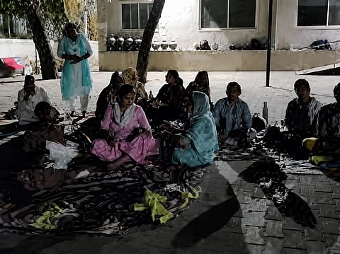 भोपाल में ANM अभ्यर्थियों का आंदोलन तेज: रातभर धरने पर डटी रहीं महिलाएं, कोर्ट के आदेश के बाद भी नही मिली नियुक्ति