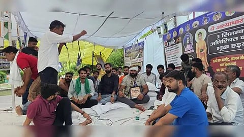 Meerut News, Dalit Lawyer Ravi Gautam
