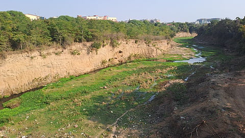 The Kaliyasot River.
