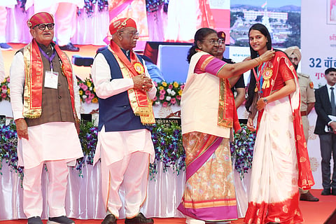 The President encouraged graduates to combine their ambitions with social sensitivity, highlighting that true welfare is achieved through acts of kindness towards others.