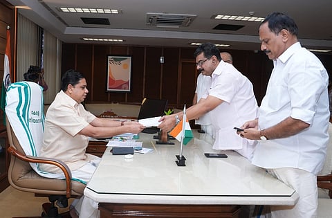 Independent Lawmaker Quits Kerala Assembly