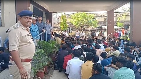 Bihar: 400 youths rescued from private company in East Champaran