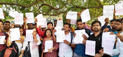 School job losers hunger strike underway in front of WBSSC office