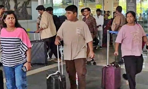 Andhra Pradesh, Telangana evacuate 476 from border states