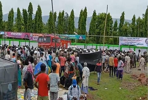 A violent confrontation ensued, during which police resorted to a lathi charge and tear gas shelling, leaving several people injured.