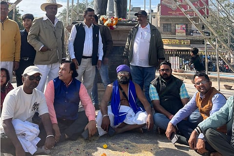 Vidrohi vowed not to wear clothes or chappals until the non-Valmiki employees are assigned their core sanitation duties.