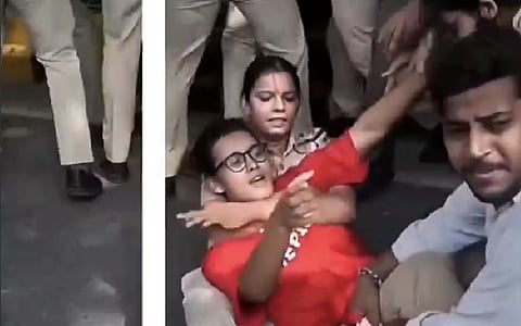 CJP’s senior leaders were detained on a plane as they arrived in Delhi. Student leader Neha Bora and other activists who tried to march from Dilli Haat to Jantar Mantar were also stopped and taken away.