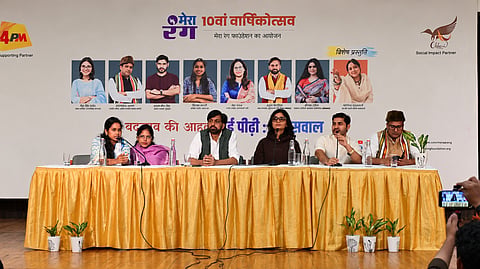 The panel featured Atul Chaurasia, managing editor of Newslaundry Hindi and a senior journalist; independent journalist and YouTuber Shyam Meera Singh; folk singer Neha Singh Rathore, known for her political and social satire; Neha Yadav, national spokesperson of the Samajwadi Party; Priyanka Bharti, national spokesperson of the RJD; and Shah Nawaz Alam, national secretary of the Congress.