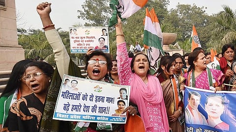 A protest march in Patna by Mahila Congress workers demanding 33% reservation for women in 2017