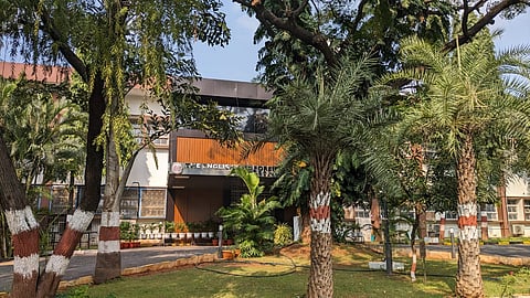 EFLU university