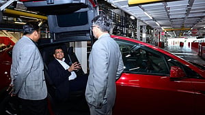 Piyush Goyal visits Tesla factory