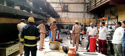 Fire at Karachi Bakery manufacturing unit in Hyderabad