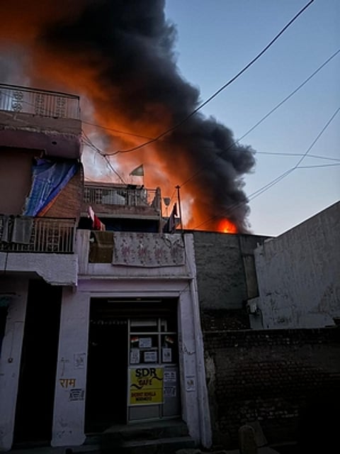 Delhi fire death toll rises to 11