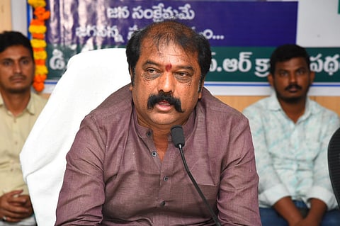 Labour and Employment Minister, Gummanur Jayaram