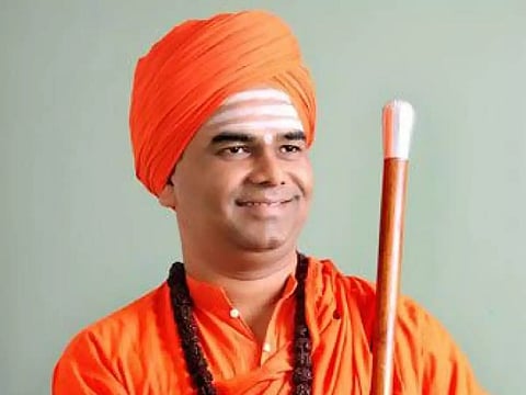 Head of the Shirahatti Fakireshwar Lingayat mutt, Dingaleshwar Swami