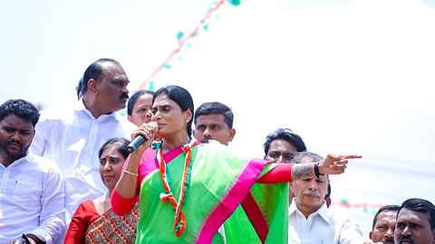 YS Sharmila and YS Sunitha campainged in Pulivendula, YSR Kadapa on April 12