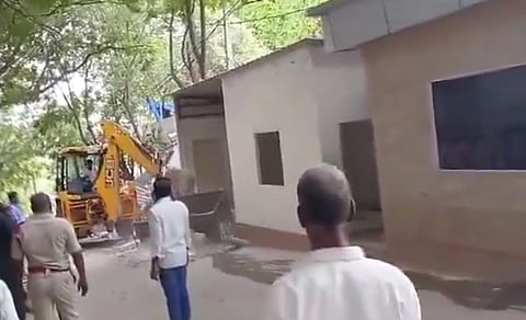 Illegal structures demolished at Jagan's Hyderabad residence