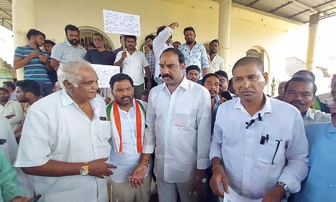 Gummalladoddi residents protest against ethanol plant.