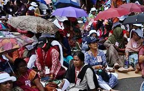 Kerala Asha workers intensify stir, to launch statewide march on May 5